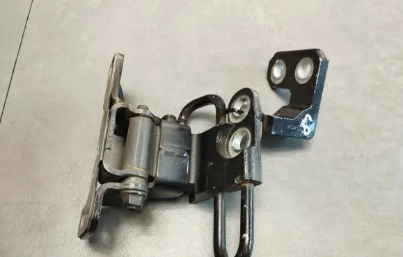Volkswagen Phaeton Front door hinge set 3D4831411C