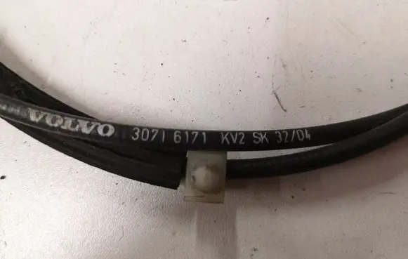 Volvo V50 Engine bonnet (hood) release handle 30716171