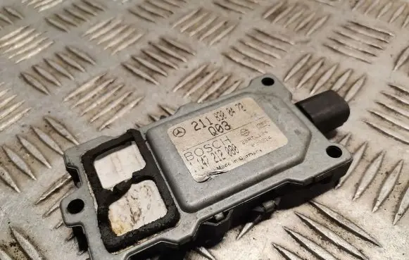 Mercedes-Benz S W220 Air quality sensor 2118300472