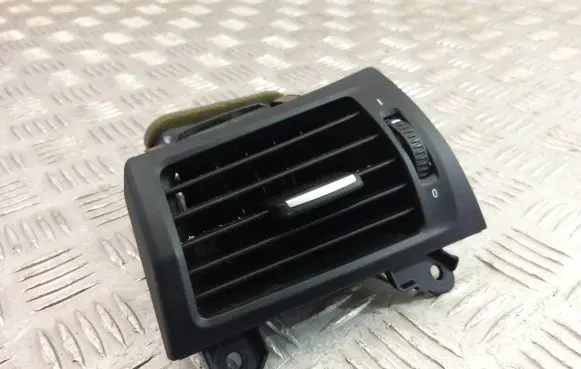 BMW X3 F25 Dashboard side air vent grill/cover trim 9217441