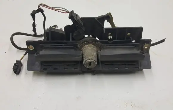 Audi A3 S3 8L Tailgate exterior lock 8D9827565 4B0827565