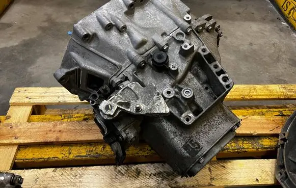Peugeot 308 Manual 6 speed gearbox 20EA47 2436374