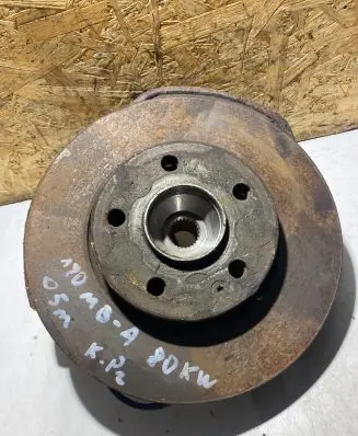 Mercedes-Benz A W169 Front wheel hub