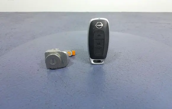 Nissan Qashqai Ignition lock S180146106
