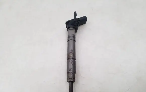 Mercedes-Benz E W211 Fuel injector A6290700287
