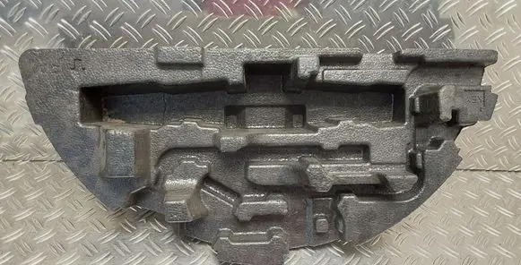 Toyota Prius+ (ZVW40) Spare wheel section trim 6477747070