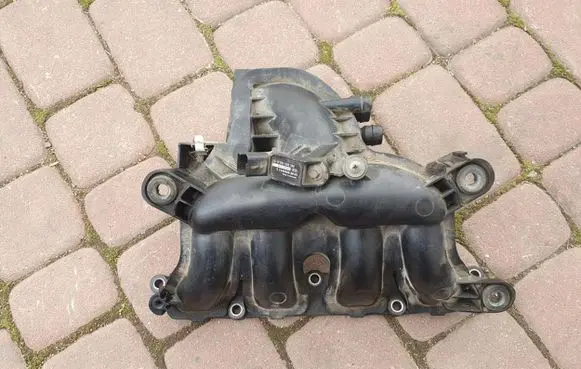 Peugeot 207 Intake manifold V757004180