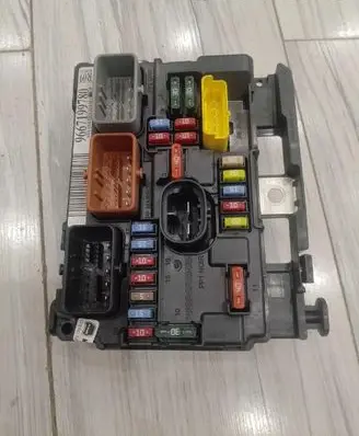 Peugeot 206+ BSM Control unit 9667199780
