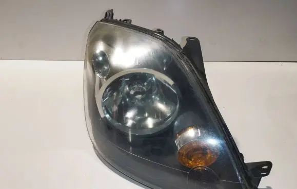Ford Fiesta Headlight/headlamp 6S6113W029CD 0301224304 1924011B