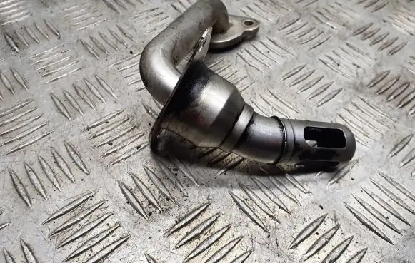 Infiniti Q70 Y51 EGR valve line/pipe/hose