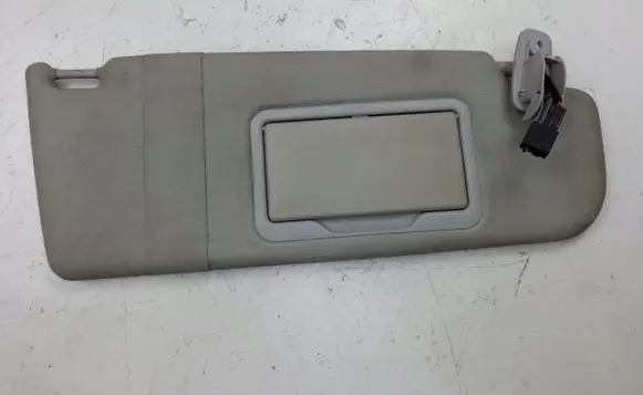 Volkswagen PASSAT B5 Sun visor 857552
