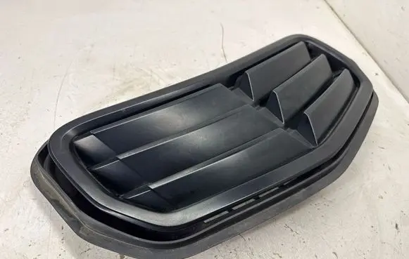 Chevrolet Camaro Front grill 84763126 84338460