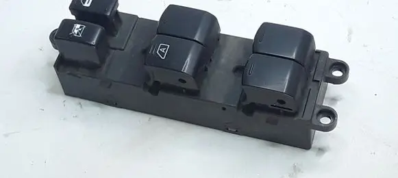 Subaru Impreza III Electric window control switch 157393 94266FG530