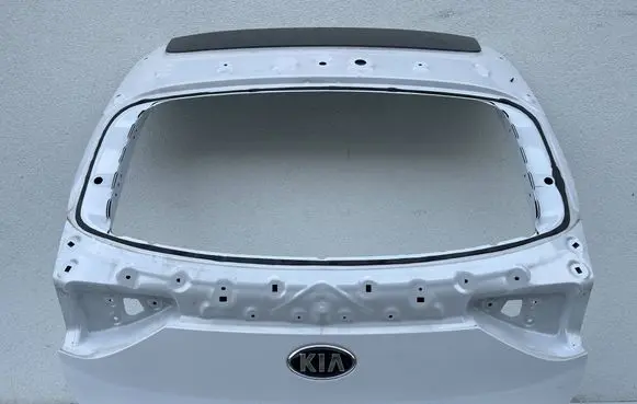Tailgate/trunk/boot lid