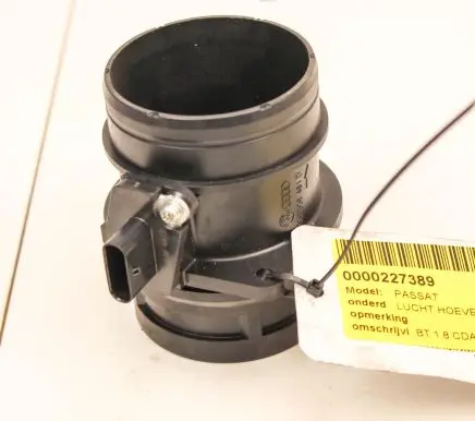 Volkswagen Golf VII Mass air flow meter 06J906461D