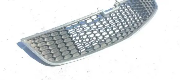 Chevrolet Cruze Front grill 96832937