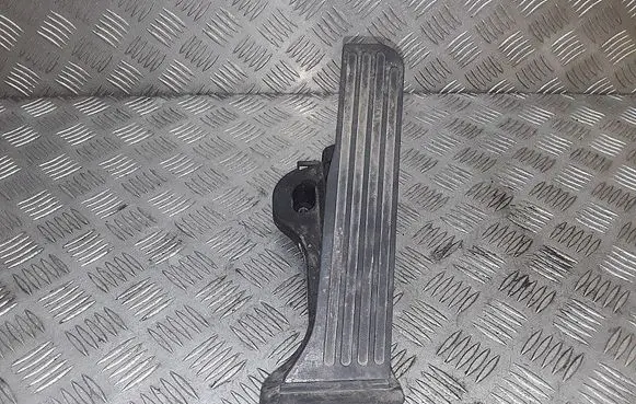 Skoda Octavia Mk2 (1Z) Accelerator throttle pedal 1K1723503L