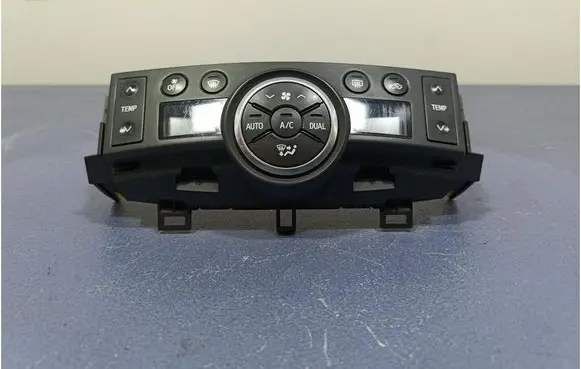 Toyota Verso-S Climate control unit 559000F111