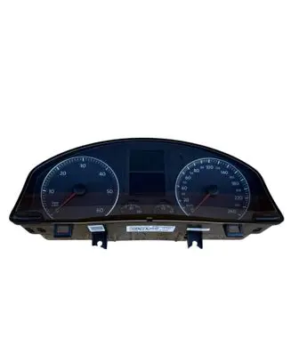 Volkswagen Golf V Speedometer (instrument cluster) 1K0920861B