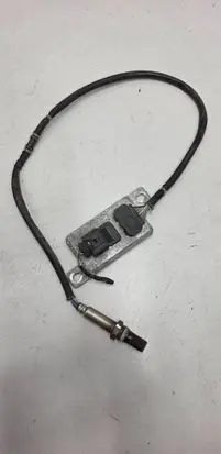 Volkswagen Touran I Lambda probe sensor 06F907807f 0501250200 5WK96607
