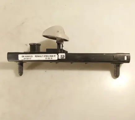 Opel Vivaro Front seatbelt 878242668R 93868123