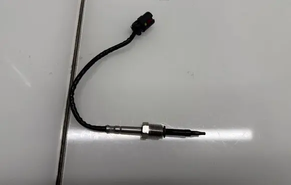 BMW X5 G05 Exhaust gas temperature sensor 8490564
