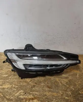 Volvo V60 Headlight/headlamp 7010V