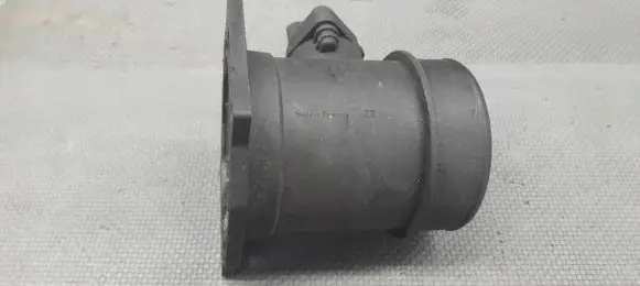 Nissan Primera Mass air flow meter 0281002207