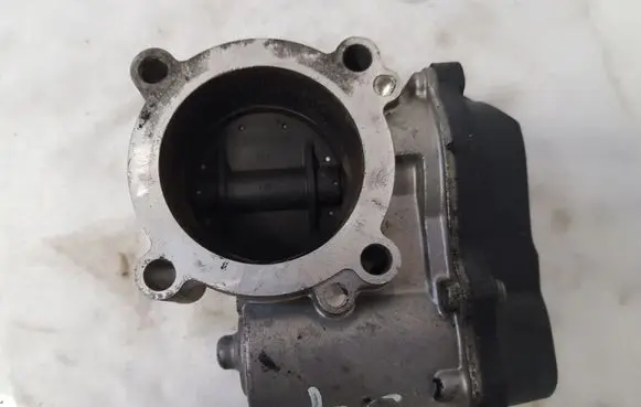 Volkswagen Caddy Throttle valve 03C133062C A2C53030936