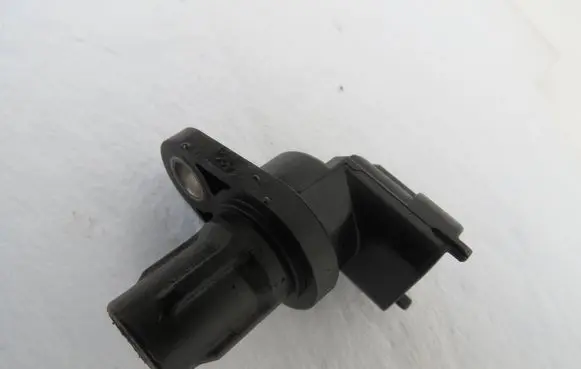 Porsche Cayenne (9PA) Crankshaft position sensor 0232103057