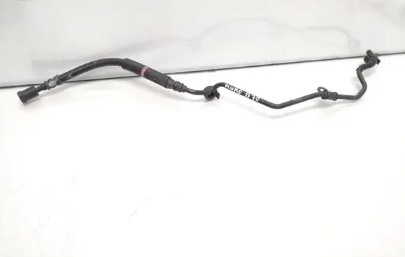 Lexus SC 430 Fuel line pipe 
