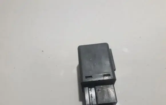 Nissan Almera N16 Other relay 24330C9900