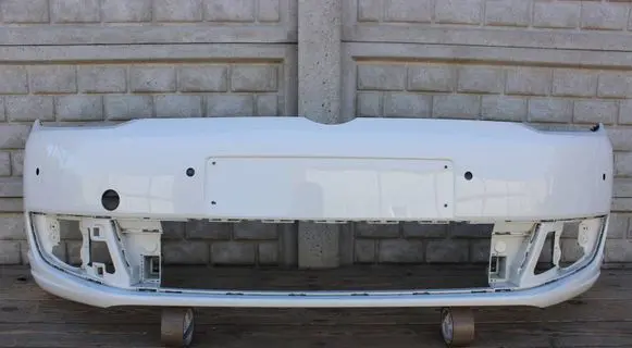Volkswagen Touran II Front bumper 1T0807221M