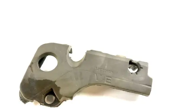 Chevrolet Malibu Heat shield in engine bay 12672689