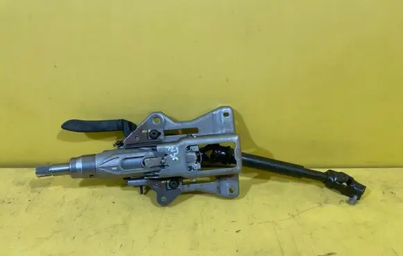 Opel Zafira C Steering wheel axle 13376593