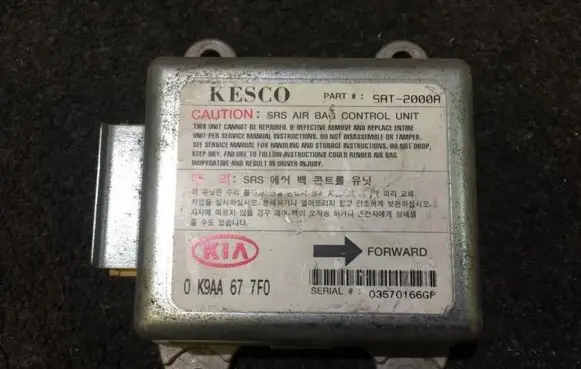 KIA Clarus Airbag control unit/module SAT2000A 0k9aa677f0