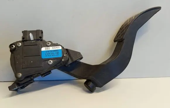 Audi A4 S4 B6 8E 8H Accelerator throttle pedal 6PV008523F 8E1723523F
