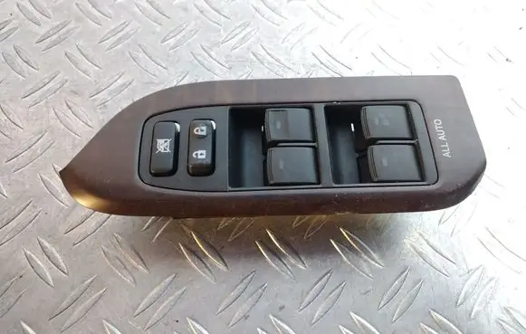 Toyota Land Cruiser (J150) Electric window control switch 515220 7423160640