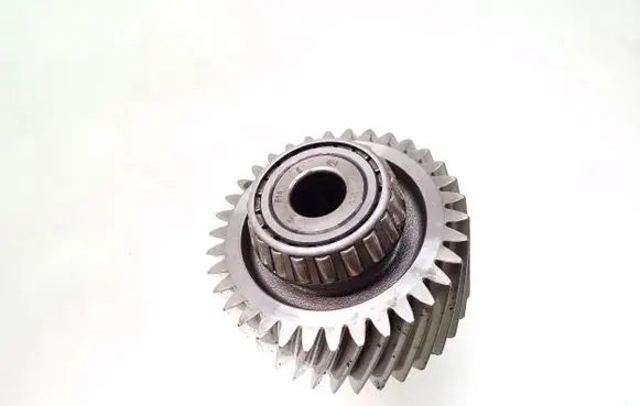 Volkswagen PASSAT B5.5 Other gearbox part 