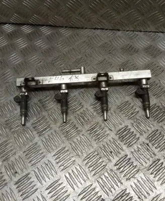 BMW 3 E46 Fuel main line pipe 