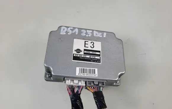 Nissan Pathfinder R51 Gearbox control unit/module 330843X02C