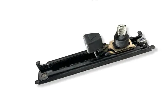 Opel Combo D Seat belt height adjuster 518282830