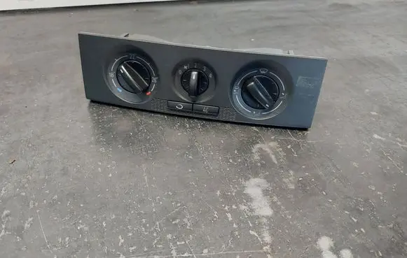 Skoda Fabia Mk1 (6Y) Climate control/heater control trim 6Y0820045C