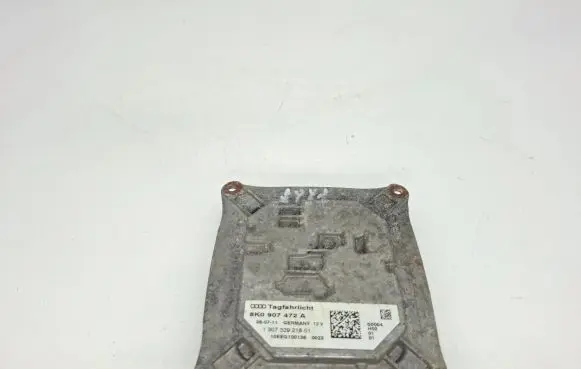 Audi A4 S4 B8 8K Headlight ballast module Xenon 8K0907472A 130732921801 10EEG100136