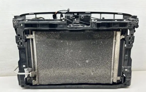Volkswagen PASSAT B8 Radiator set 5Q0121251GD 18011703