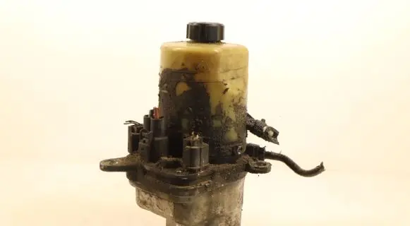 Ford Focus C-MAX Power steering pump 