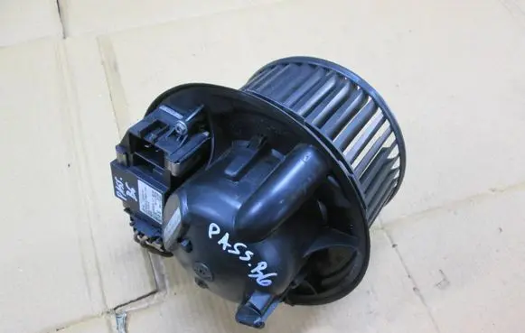 Volkswagen PASSAT B6 Heater fan/blower 3C0907521