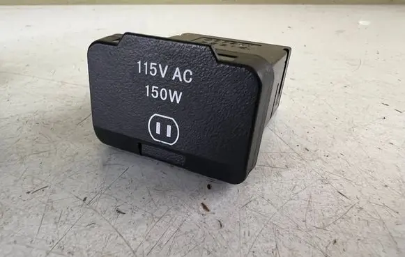 Voltage converter inverter