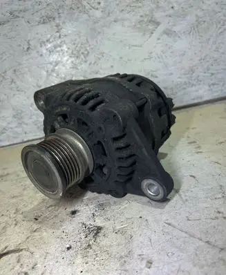 Opel Insignia A Generator/alternator 13502583