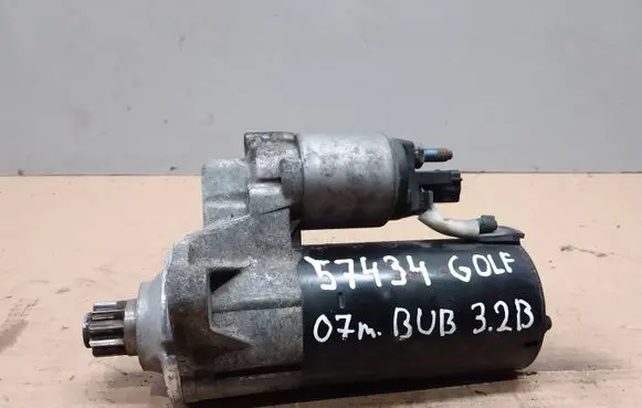 Volkswagen Golf V Starter motor